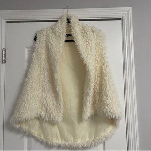 Fiore fluffy vest